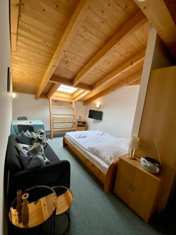 Haus Seewind Warnemuende ロストック エクステリア 写真